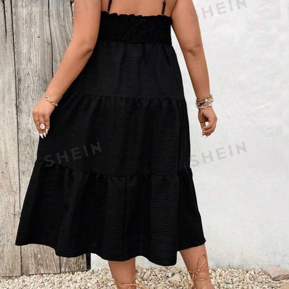 Shein Curve+ Plus Size Women's Button Decorated R… - image 3